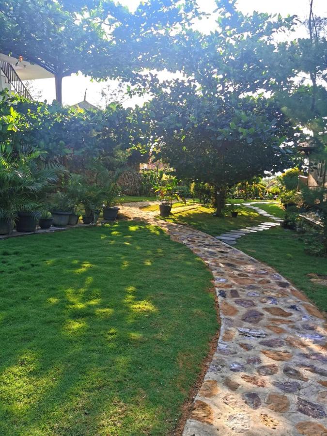 Mirabelle Joglo Village Karimunjawa Εξωτερικό φωτογραφία